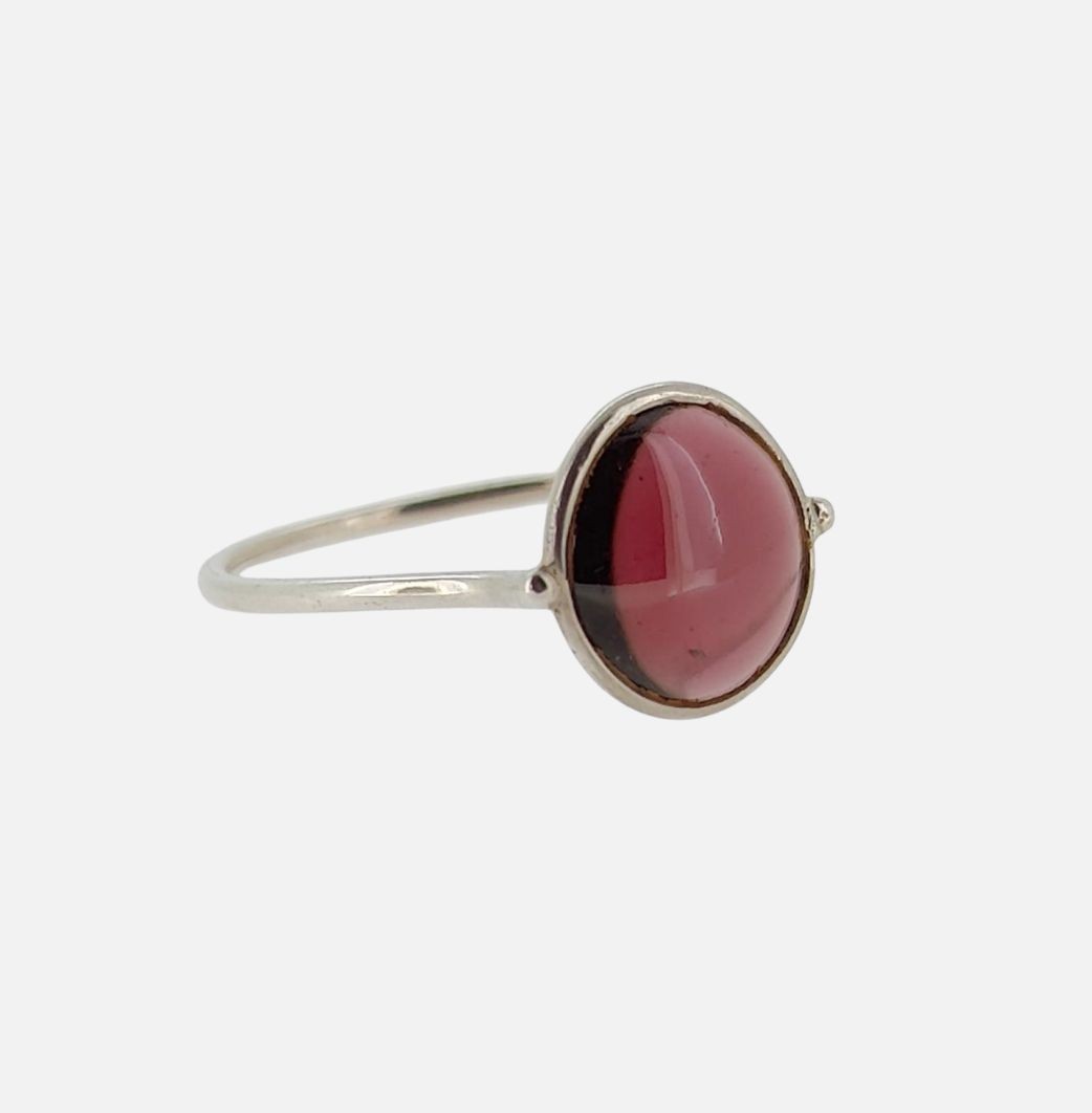 Stone Garnet Ring
